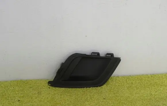 Peugeot 308 Front bumper lower grill AA3546078800000