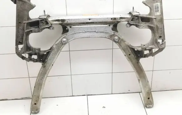 BMW 5 E60 E61 Front subframe 6759461 6759162