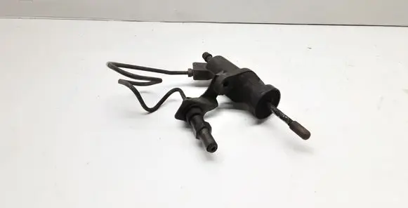 BMW X3 E83 Clutch slave cylinder 6740