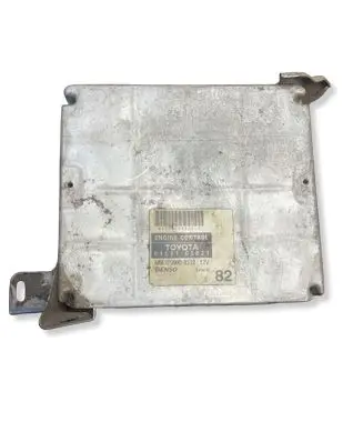 Toyota Avensis T250 Engine control unit/module 8966105821