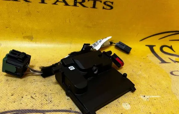 Ford Escape IV Windshield/windscreen camera LJ6B19H406CD