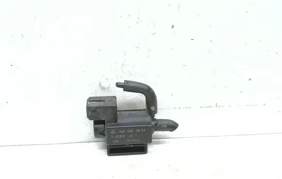 Mercedes-Benz S W221 Turbo solenoid valve 0025401897 72235500