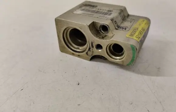 Seat Leon (1M) Air conditioning (A/C) expansion valve 1J18201038