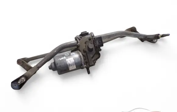 Front wiper linkage and motor