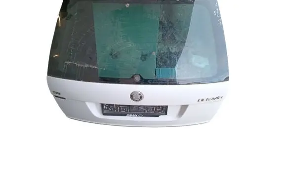 Skoda Octavia Mk2 (1Z) Tailgate/trunk/boot lid