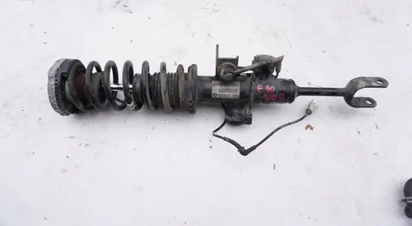 BMW 5 F10 F11 Front shock absorber with coil spring 6796855