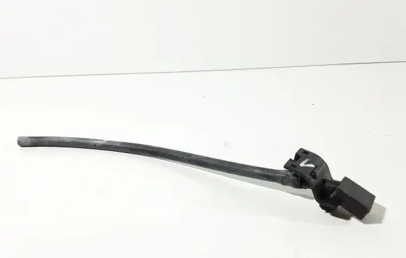 Toyota C-HR I Windshield washer spray nozzle 