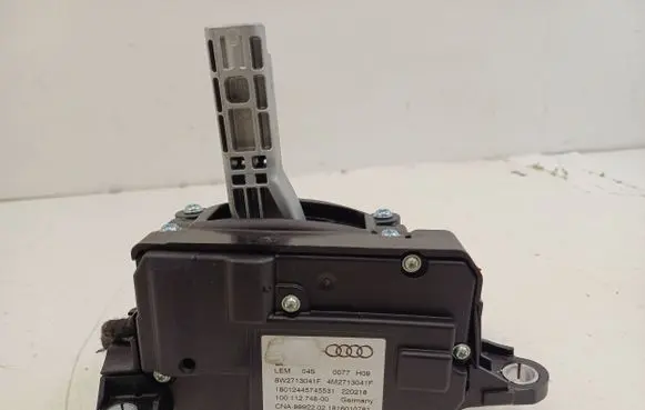 Audi S5 F5 Gear shifter/selector 8W2713041F