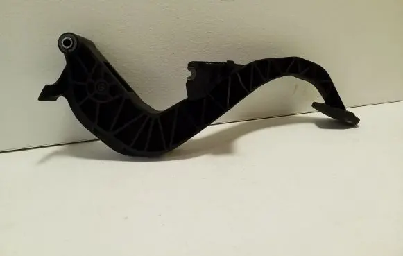 Jaguar XE Clutch pedal GX732450DD