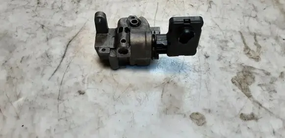 Audi A4 S4 B7 8E 8H Oil pump 03G115169B 34722