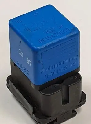 Mercedes-Benz E W124 Other relay 0065458028