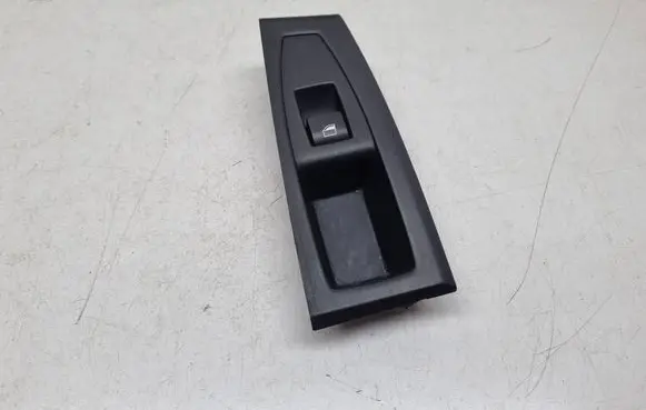 BMW 2 F46 Electric window control switch 9208107