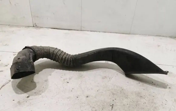 Opel Insignia A Air intake duct part 95068PS