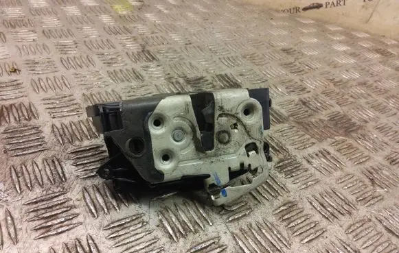 Ford Ecosport Tailgate/trunk/boot lock/catch/latch cn1a5426413be