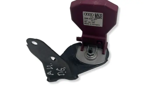 Audi A4 S4 B9 8W Bluetooth antenna 920391022 4M0035507