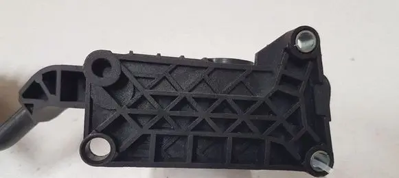 Opel Corsa D Accelerator throttle pedal 55702021