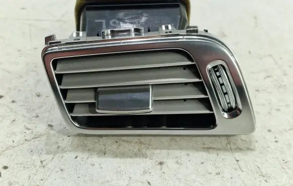 Mercedes-Benz CLS C218 X218 Dashboard side air vent grill/cover trim A2188300154 17404898 A2188300954