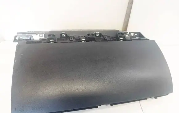 Tesla Model 3 Glove box 111161200B