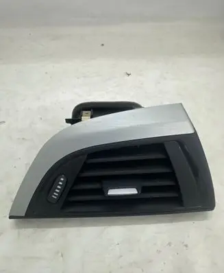 BMW 1 F20 F21 Dashboard side air vent grill/cover trim 9205356