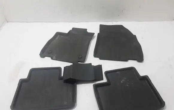 Renault Talisman Car floor mat set 8201618021