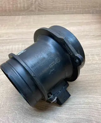 Audi A6 C7 Mass air flow meter 420133471 059906461N