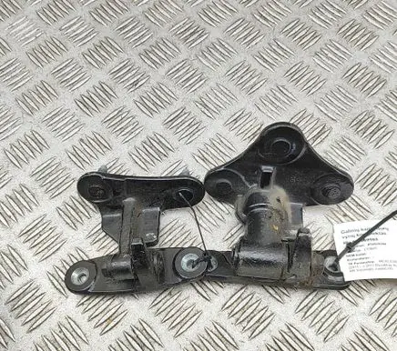 Mercedes-Benz ML W166 Rear door hinge set A1667300137 A1667300337