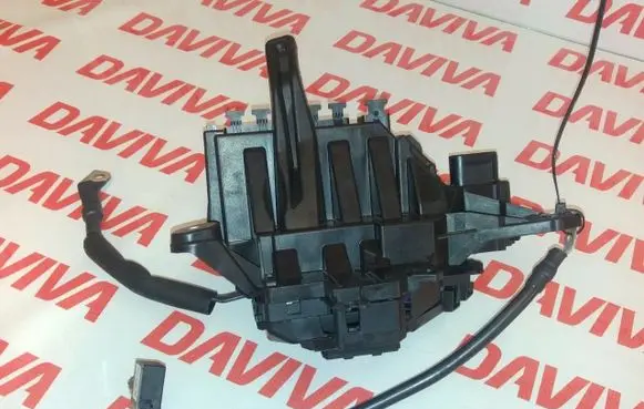 Mercedes-Benz C W204 Fuse module A2055402250 H93470