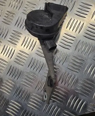 Volkswagen Touareg II Horn signal 703881165 7P951206