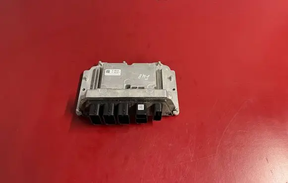 BMW X1 F48 F49 Engine control unit/module 8678859