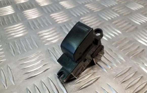 Nissan Primera Electric window control switch 25411AV600