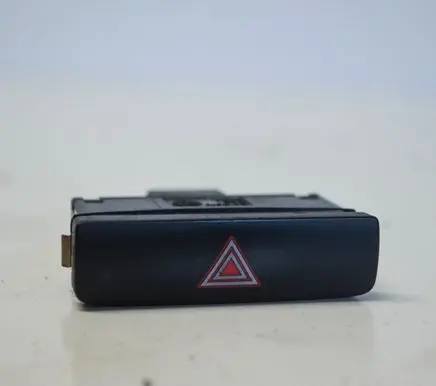Volkswagen PASSAT B7 Hazard light switch 3AA953509