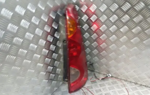 Nissan Note (E11) Rear/tail lights BRAK