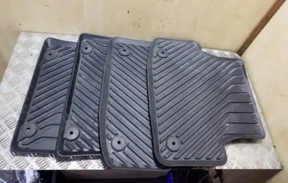 Audi A3 S3 8V Car floor mat set 8V1061501 8V5061512