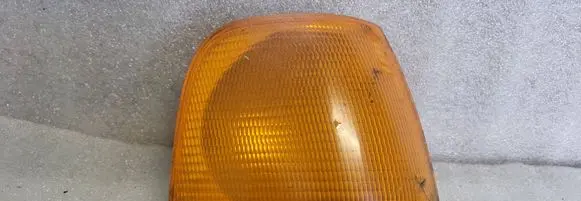 Audi 100 200 5000 C3 Front indicator light 443953050