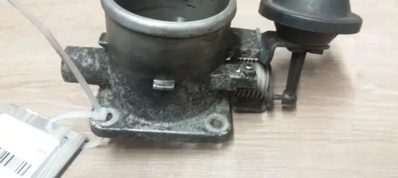 KIA Sorento Throttle valve 3510027