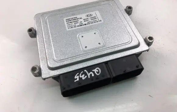 KIA Ceed Engine control unit/module ECU 954402DAA0 954412DAA0