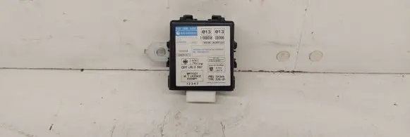 Subaru Forester SF Immobilizer control unit/module 88205FC001 1555000013