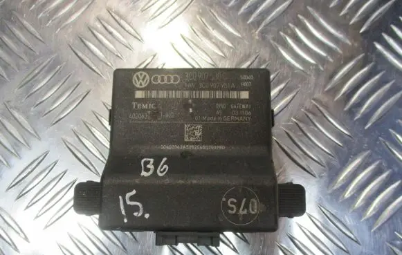 Volkswagen PASSAT B6 Comfort/convenience module 1K0907530C