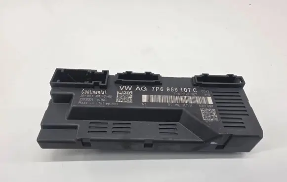 Volkswagen Touareg II Tailgate/trunk control unit/module 7P6959107C
