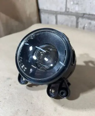 Volkswagen Golf V Front fog light 084412023L 01253458