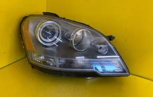 Mercedes-Benz ML W164 Headlight/headlamp A1648205859