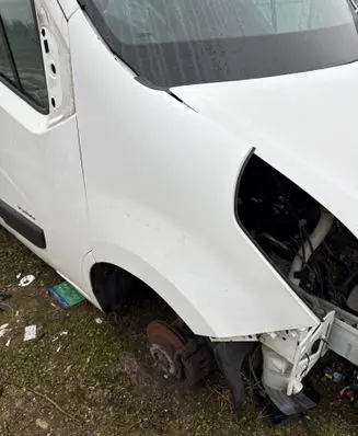Renault Master III Fender
