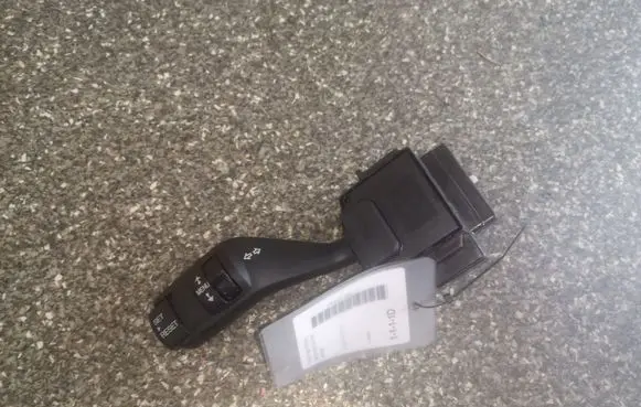 Ford Focus C-MAX Indicator stalk 4M5T13335BD