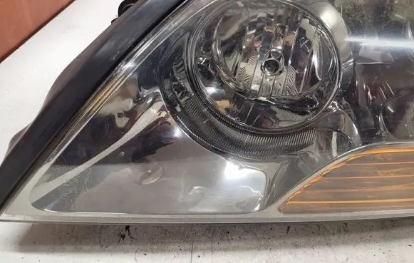 KIA Sorento Headlight/headlamp 921013E5XX