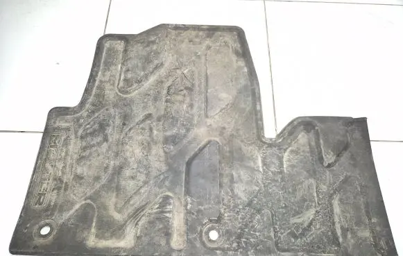 Renault Master III Front floor mat 93165539