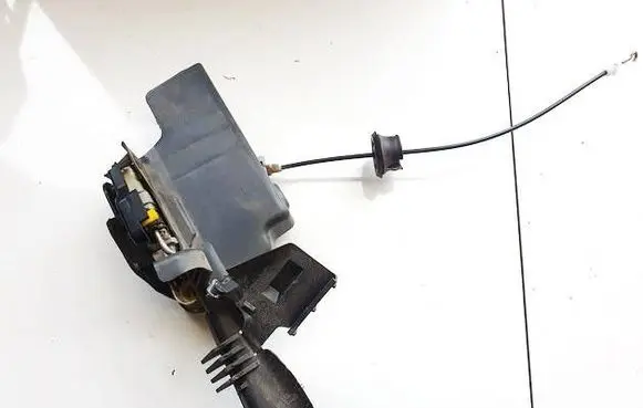 Seat Exeo (3R) Front door lock 8e1837015aa
