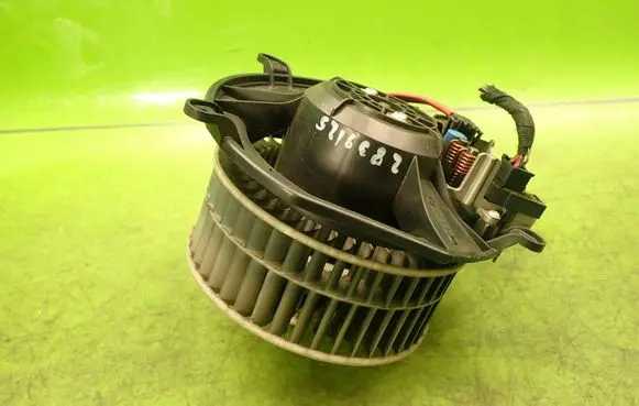 Mercedes-Benz E W211 Heater fan/blower A2308210251