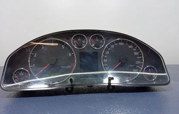 Audi A6 Allroad C5 Speedometer (instrument cluster) 4B0920932L