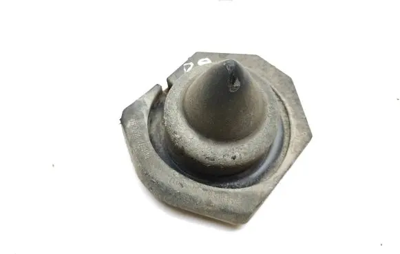 Renault Kadjar Rear coil spring rubber mount 