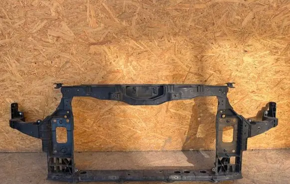 Hyundai i40 Radiator support slam panel 641013Z000